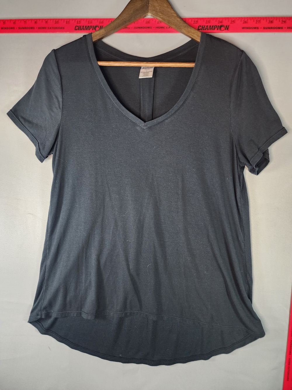 Classic V-Neck Short Sleeve Tee in Black